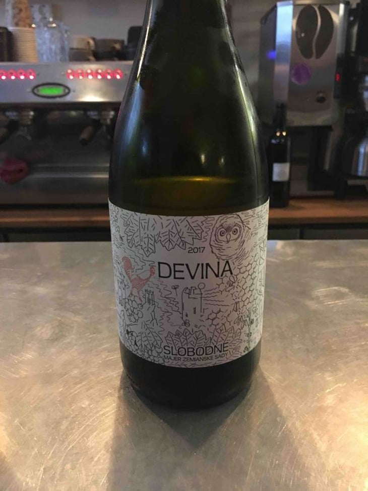 Devina - Slobodné Vinárstvo - Majer Zemianske Sady - michal-kuropka-agnes-lovecka-katarina-kuropkova 