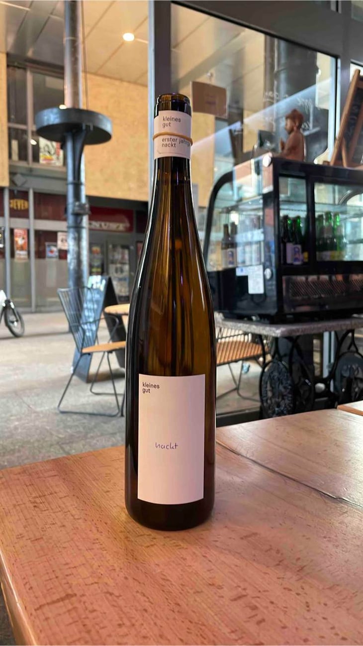 Nackt Blanc - Kleines Gut - frederike-und-daniel -2020