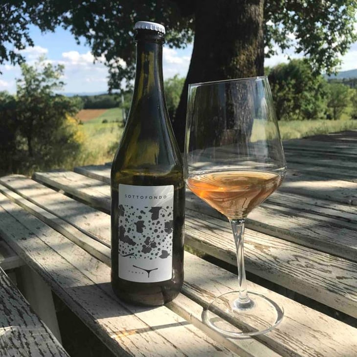 Sottofondo - Tunia - francesca-di-benedetto-chiara-innocenti 