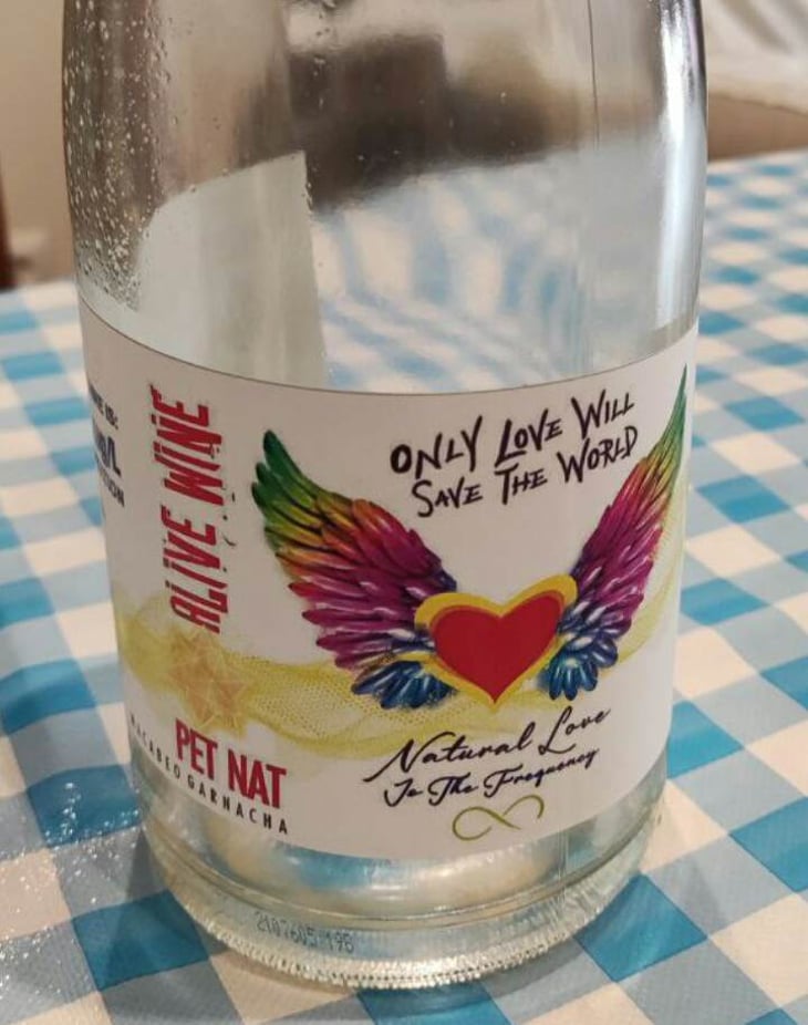 Pet Nat - Solo El Amor Salvara Al Mundo - pablo-quiroga 