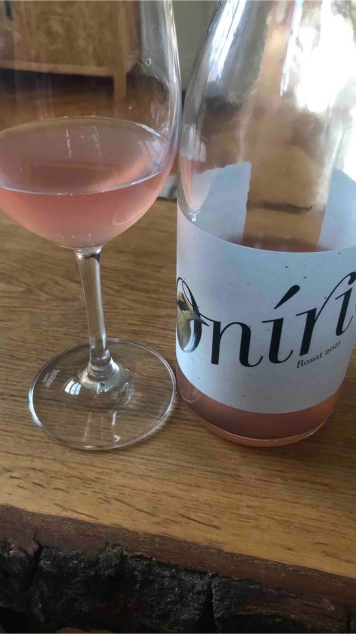 Oníric Rosat - Celler Entre Vinyes - maria-barrena-josep-tort-montserrat -2021