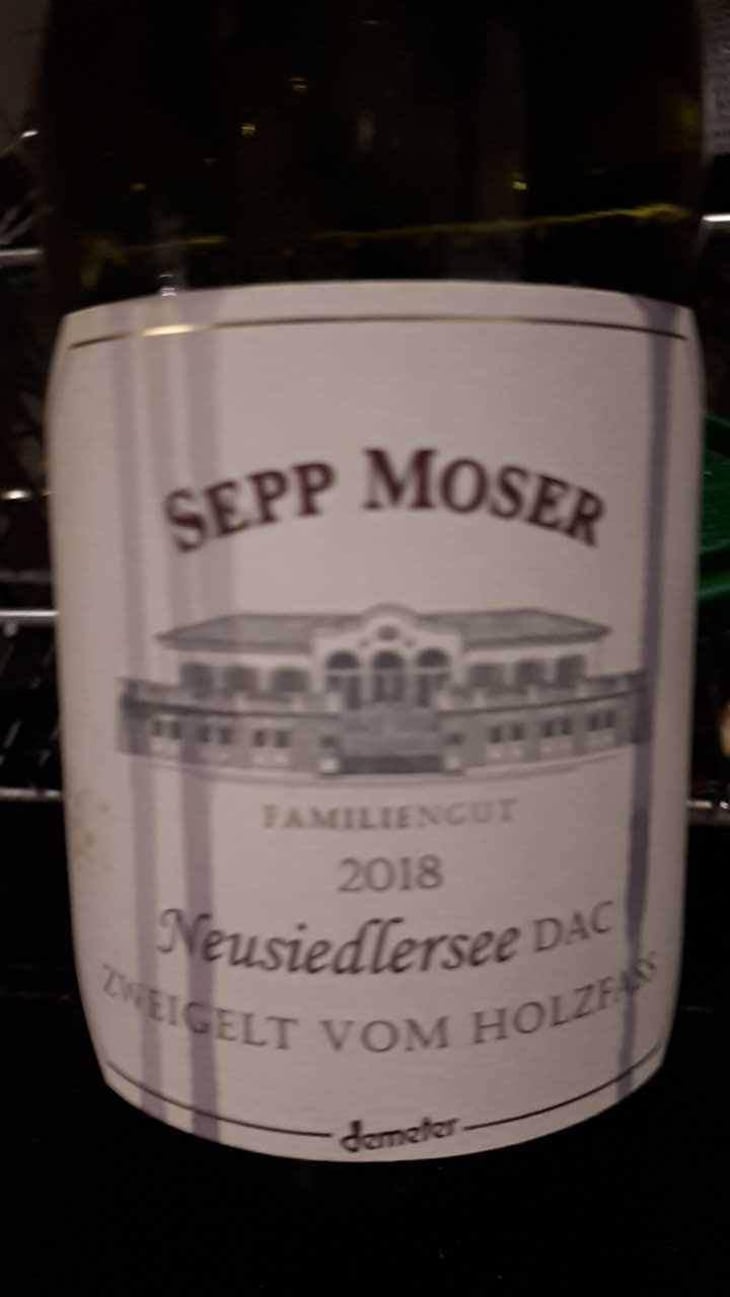 Zweigelt vom Holzfass - Vitikultur MOSER - familie-moser 