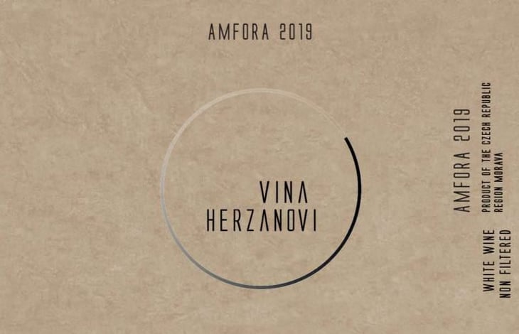 Amfora - Vína Herzánovi - sandra-zuzana-jakub-herzan -2019