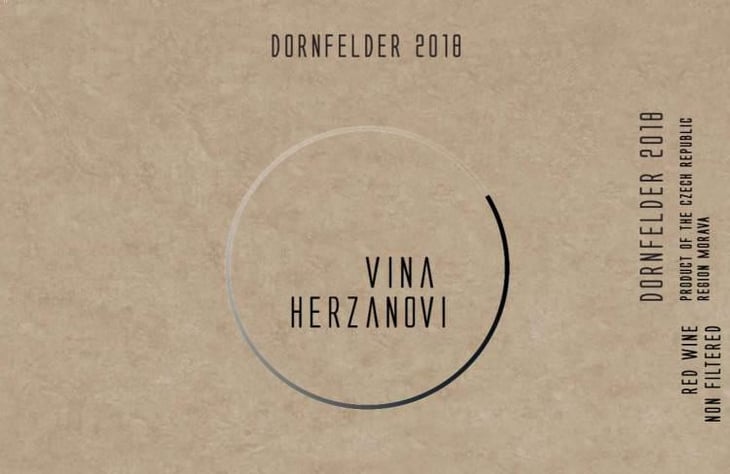 Dornfelder - Vína Herzánovi - sandra-zuzana-jakub-herzan -2018