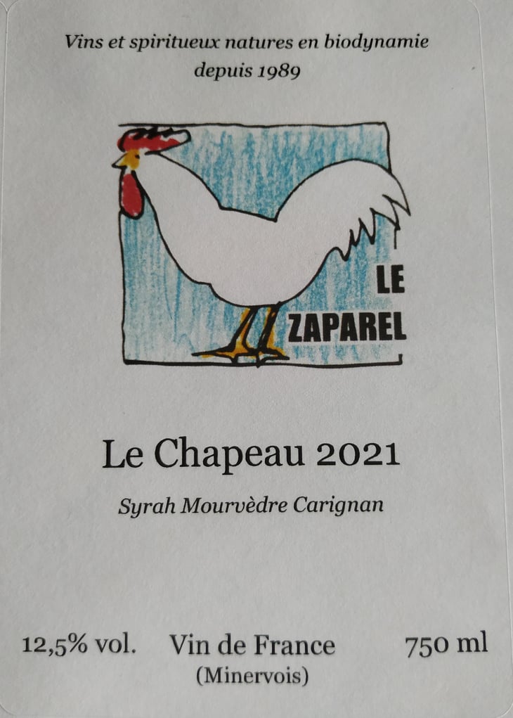 Le Chapeau - Domaine Saint Julien - Le Zaparel - stephanie-minder-paco-aeschlimann -2000