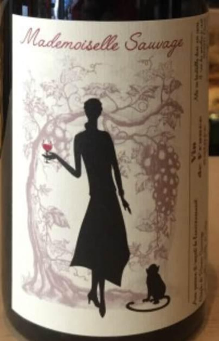 Mademoiselle Sauvage - Le Clos des Folies - stephanie-romuald-sauvage 