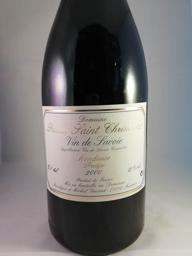 Mondeuse Prestige - Vin de Savoie - Domaine Prieuré Saint-Christophe - roselyne-michel-grisard-retired 