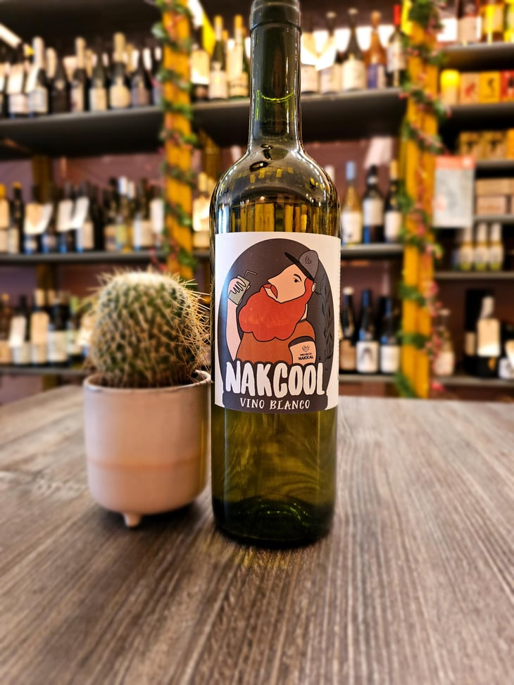 Nakcool Blanco - Proyecto Nakkal - nicolas-monforte-santiago-degasperi-and-bruno-bresesti -2021