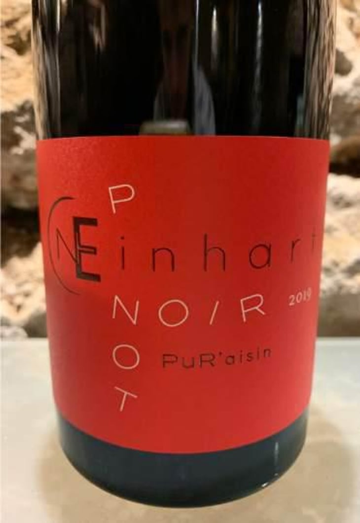 Pinot Noir - Ambyth Estate - phillip-hart 