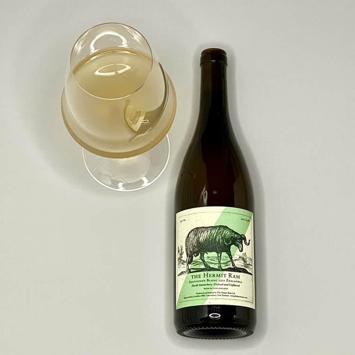 Sauvignon Blanc New Zealandia - The Hermit Ram - theo-coles -2021