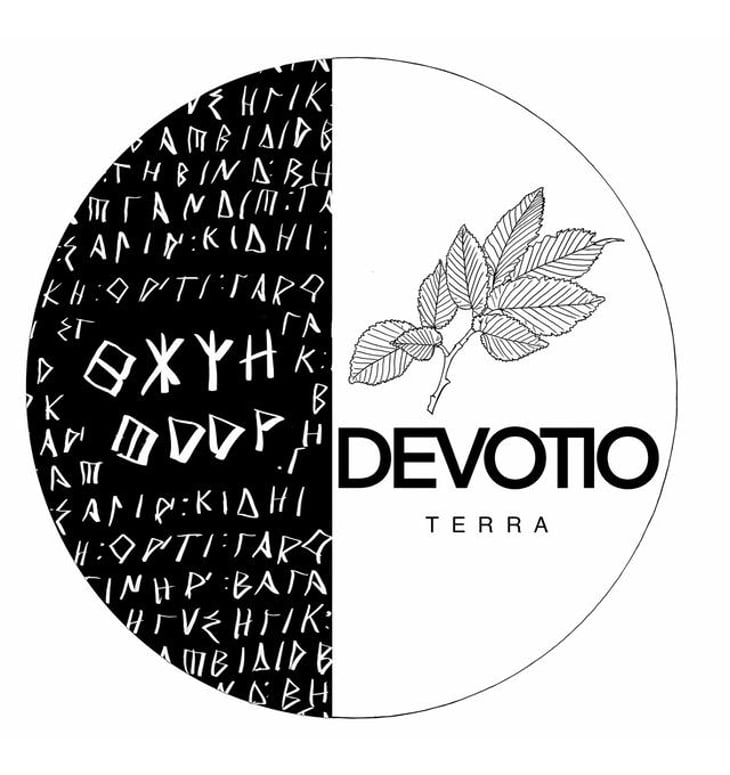 Terra - Devotio - jose-ferrando-yolanda-pedroche 