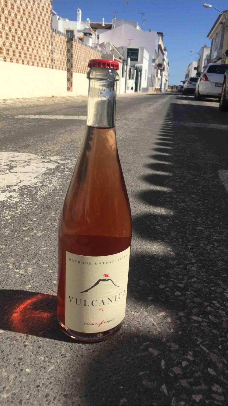 Vulcanica #5 - Pivnica Čajkov - marek-uhnak 