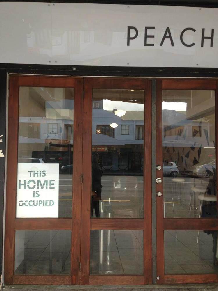 PEACH PIT is a Bar and a Restaurant in Newmarket Raisin